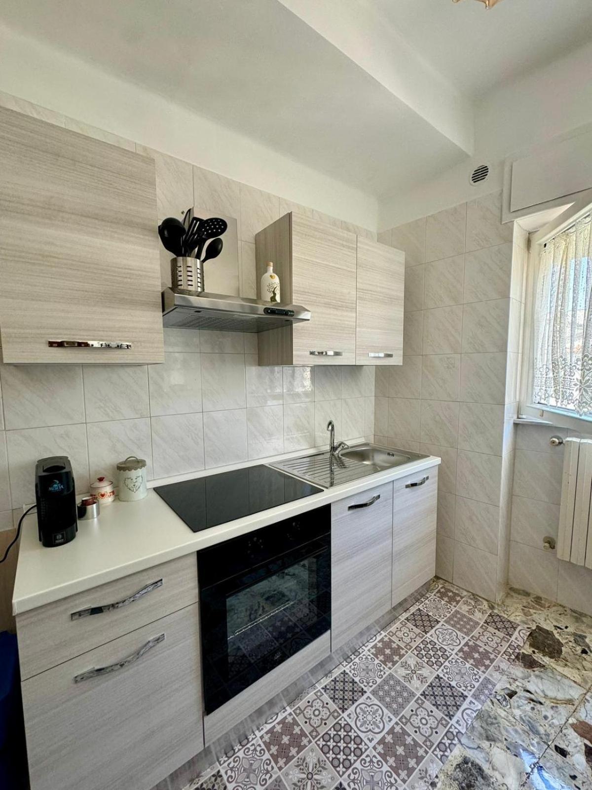 Ely House Apartment Monte SantʼAngelo Exterior foto
