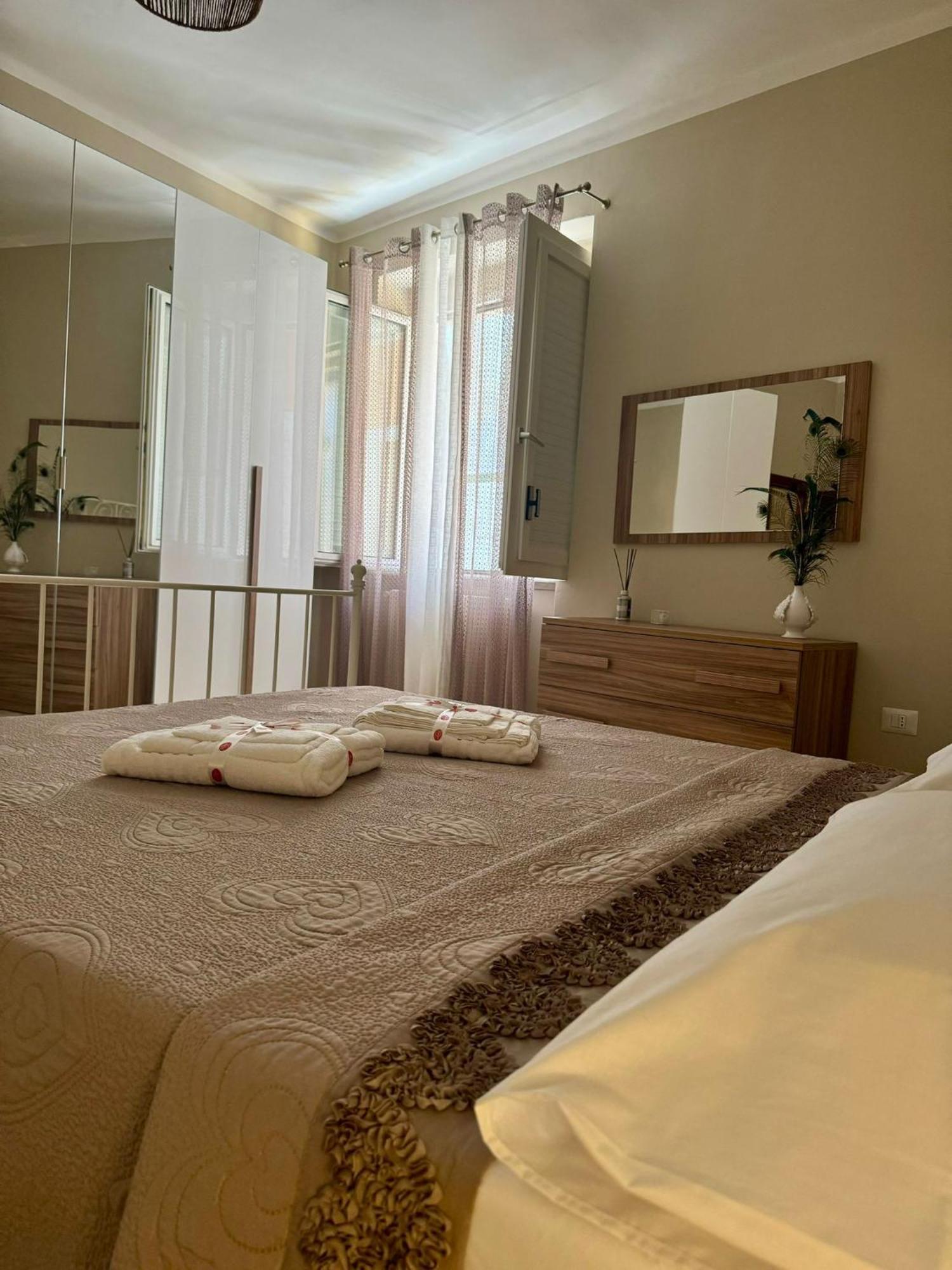 Ely House Apartment Monte SantʼAngelo Exterior foto